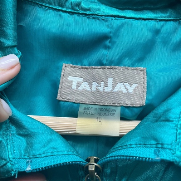 TanJay Vibrant Emerald Green Crinkle Satin Block Zip Front Jacket Size 8 - Picture 5 of 7